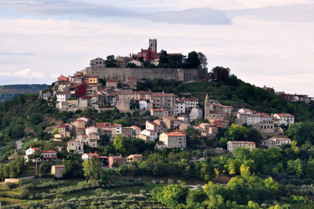 Motovun - miasto na wzgórzu